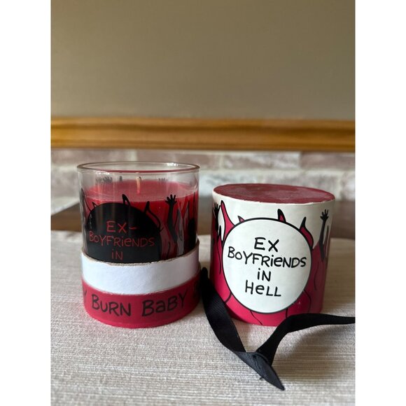"Ex Boyfriends Burn In Hell" Candle In Glass Jar With Box - Red Gift Girlfriends - Picture 1 of 11